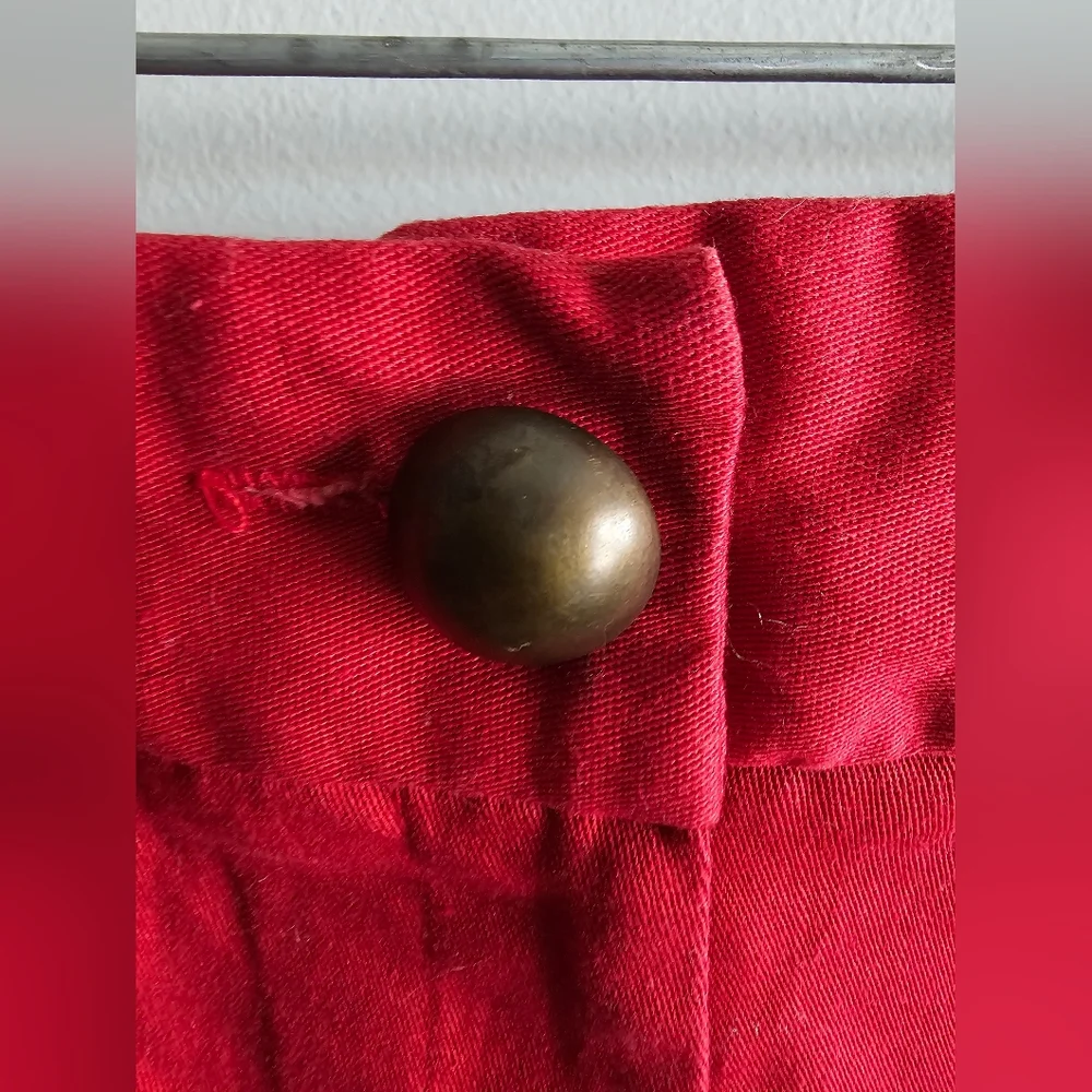 Courtenay Red High Waist Shorts